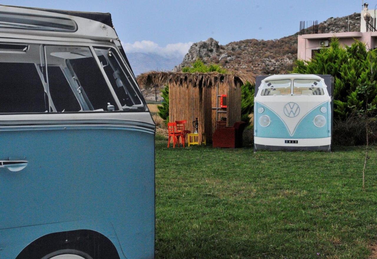 Villa Cornelia Hippie Magic Bus Kíssamos Exterior foto