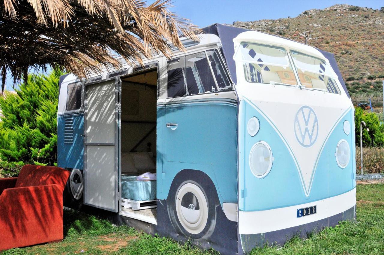 Villa Cornelia Hippie Magic Bus Kíssamos Exterior foto