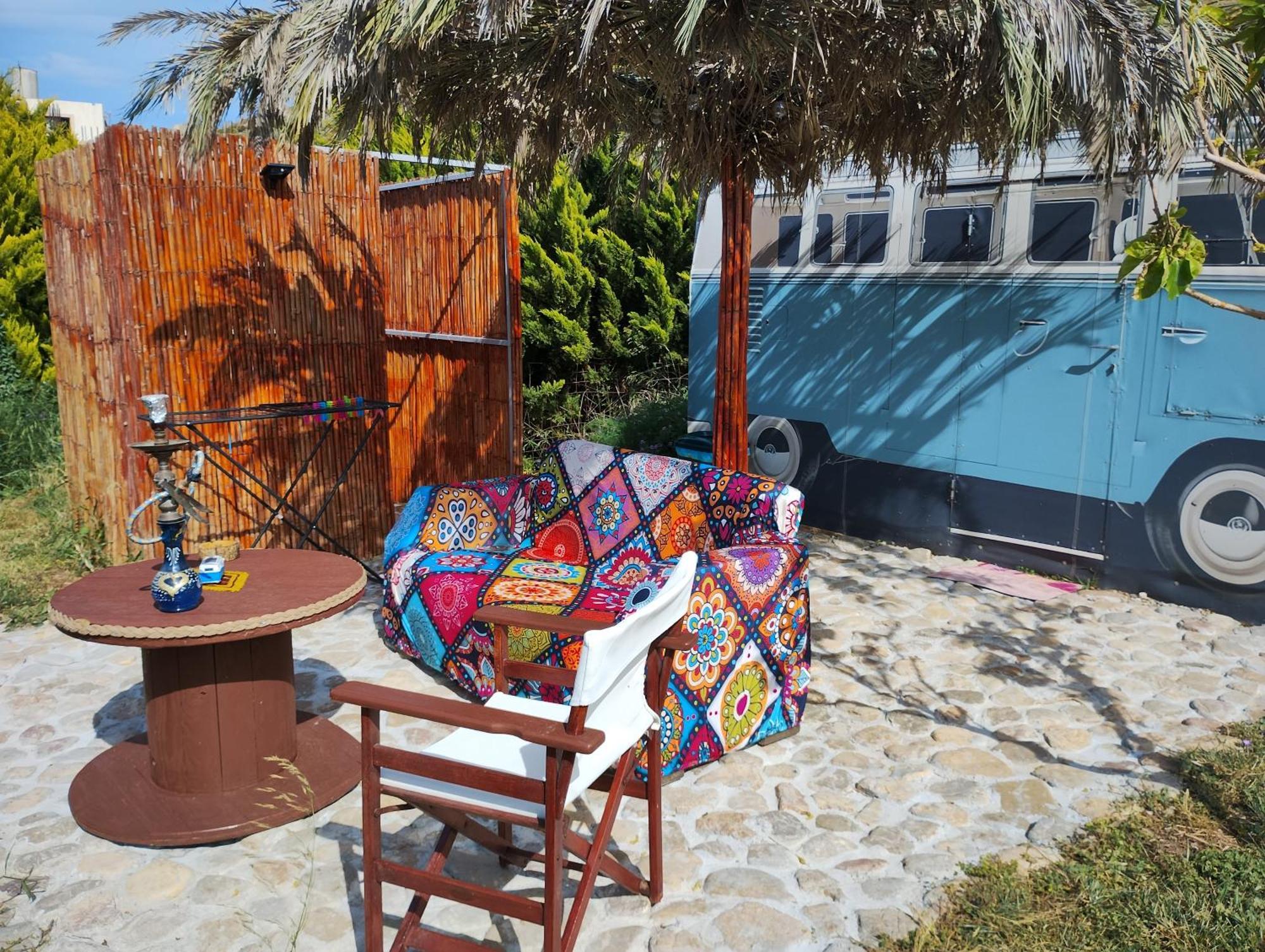 Villa Cornelia Hippie Magic Bus Kíssamos Exterior foto